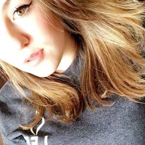 Meet your Posher, Jenna