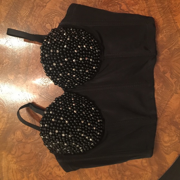 A perfect bustier for a hip New Years Eve Party
