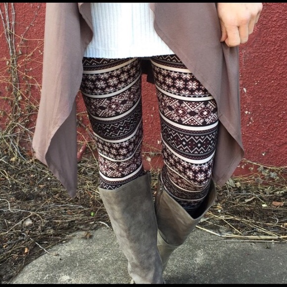 🎉FLASH SALE🎉 Mixed print leggings