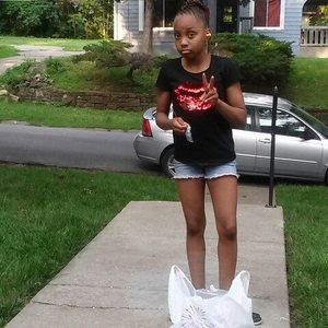 Meet your Posher, Traniece