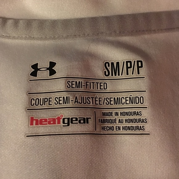 Under armour shirt - Picture 2 of 3