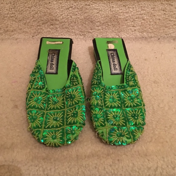 China Doll green slides with sequins Size 1
