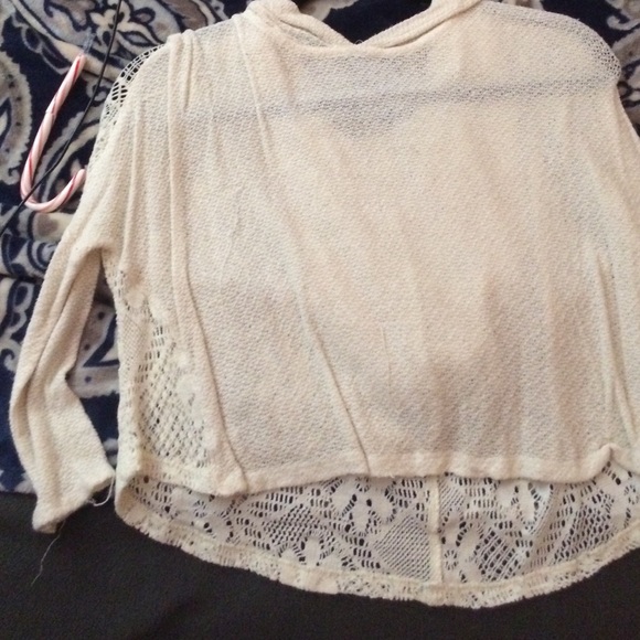 Cropped lace back white Hollister hooded sweater