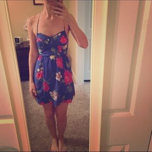 Fun dress with pockets