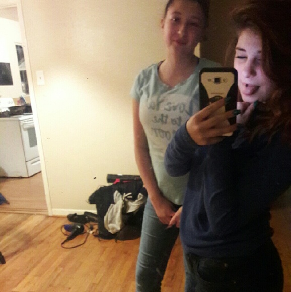 Meet your Posher, Candace - Picture 1 of 1