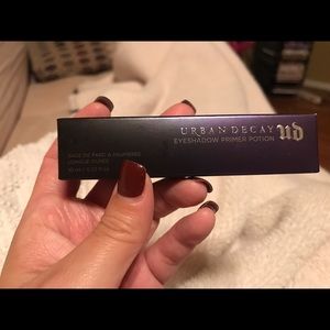 Urban Decay Eyeshadow Primer-Minor Sin