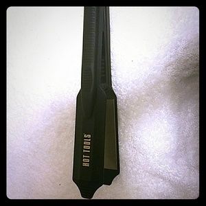 Hot Tools Hair Straightener