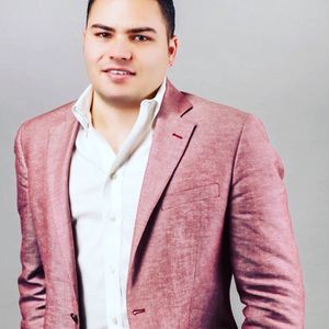 Meet your Posher, Omar