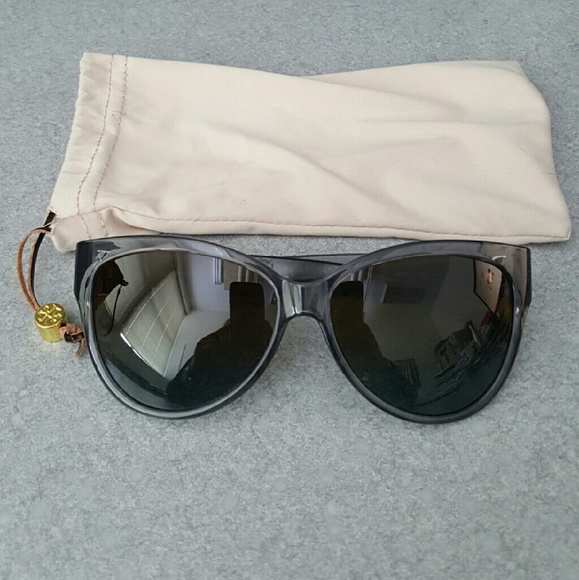***NO LONGER AVAILABLE** Tory Burch sunglasses!