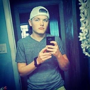 Meet your Posher, Chris