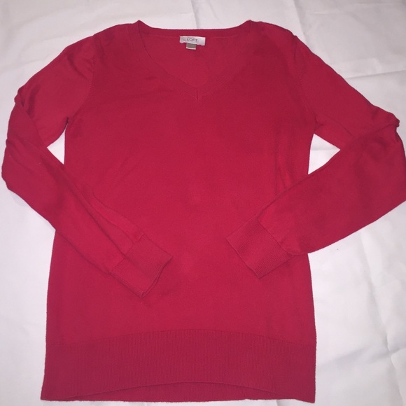 Ann Taylor Loft red vneck holiday sweater - small