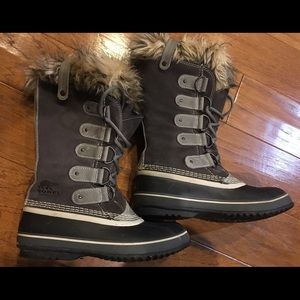 SOREL JOAN OF ARTIC BOOTS SHALE