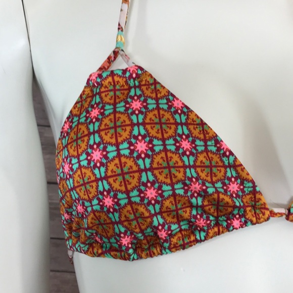 NEW Victorias Secret Medium Bikini Top Medallion - Picture 3 of 4