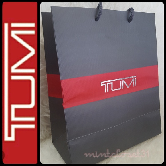 tumi paper bag