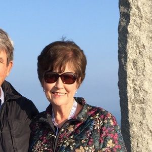 Meet your Posher, Holly