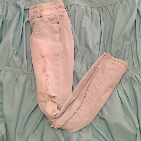 Light wash high waisted ripped skinny jeans