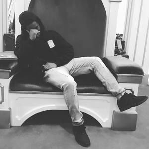 Meet your Posher, Rae