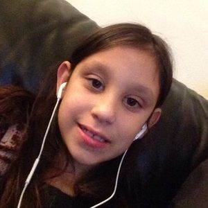 Meet your Posher, Layla