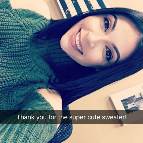 LAST 1! Olive Open Shoulder Knit Sweater - Picture 4 of 4