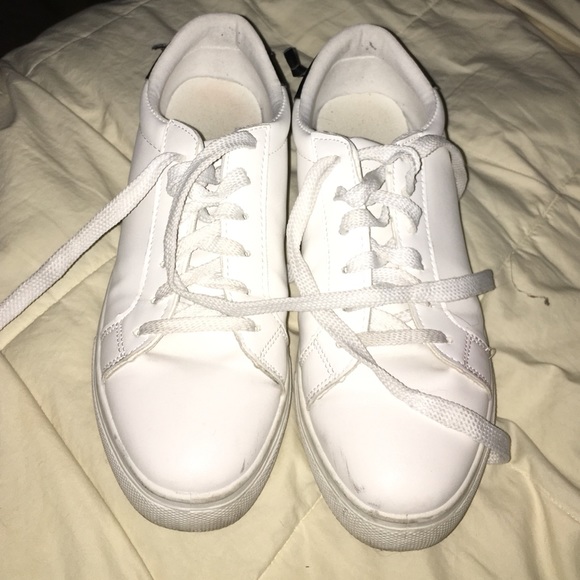 Shoes bought from Wish and worn a few times - Picture 4 of 4