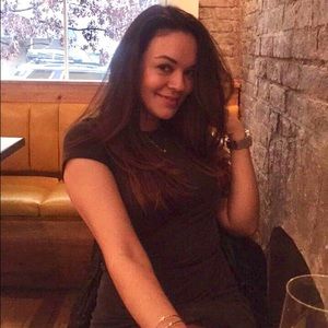 Meet your Posher, Sabina