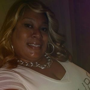 Meet your Posher, Nichole