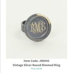 Monogrammed ring