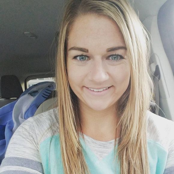 Meet your Posher, Ashley - Picture 1 of 1