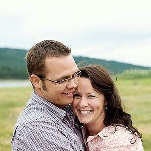 Meet your Posher, Hilary