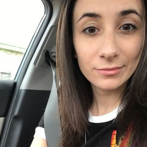 Meet your Posher, Ariel