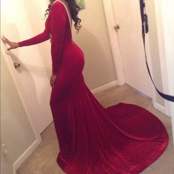Elegant Red Formal Dress