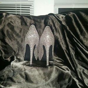 Carlos Santana Glitter Heels Size 8
