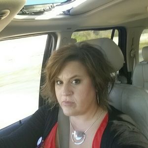 Meet your Posher, Beth