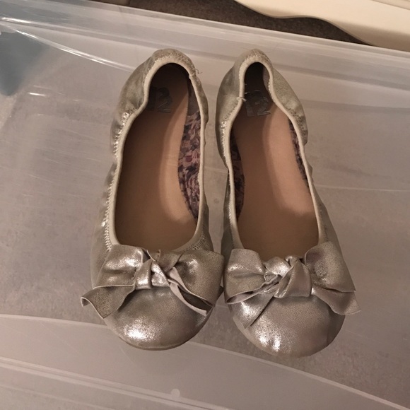 Silver flats