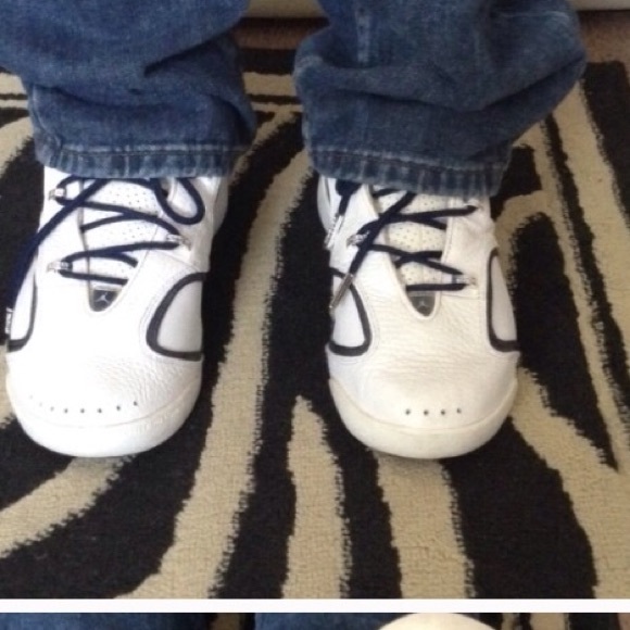 VINTAGE 90’s AUTHENTIC NIKE JORDANS  LEATHER 7.5 NWOT - Picture 3 of 4