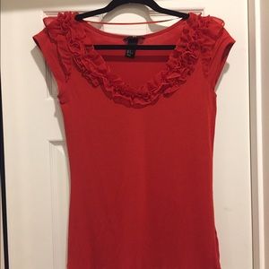 H&M red shirt