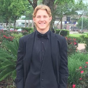 Meet your Posher, Christian