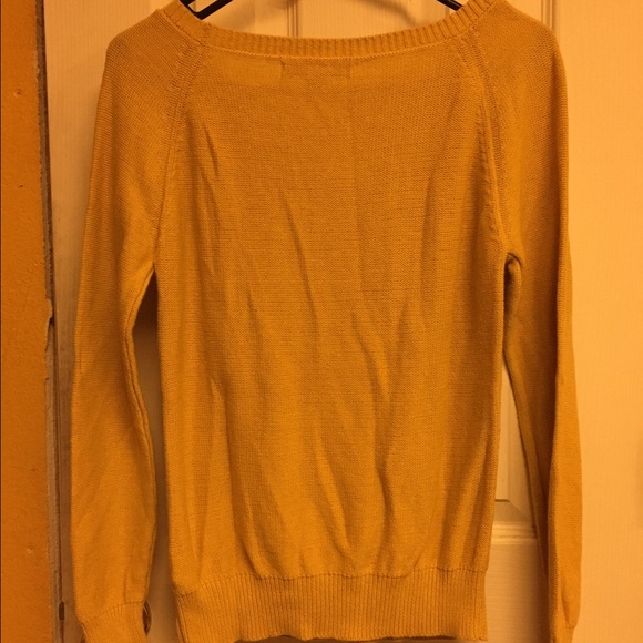 Wool sweater - Picture 2 of 2