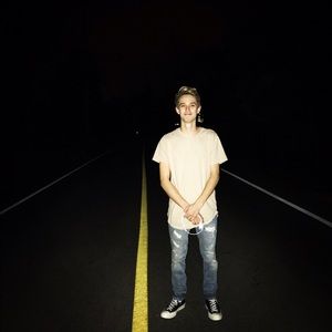Meet your Posher, Justin