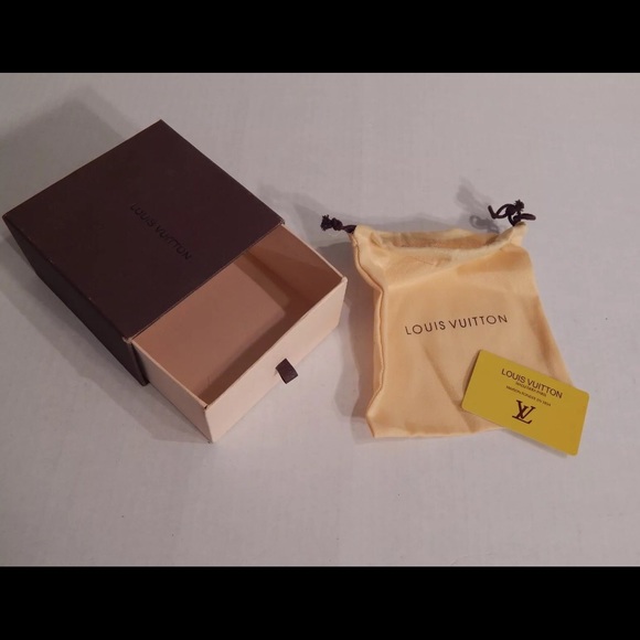 Louis Vuitton Small Box. and dust bag, Card - Picture 1 of 1