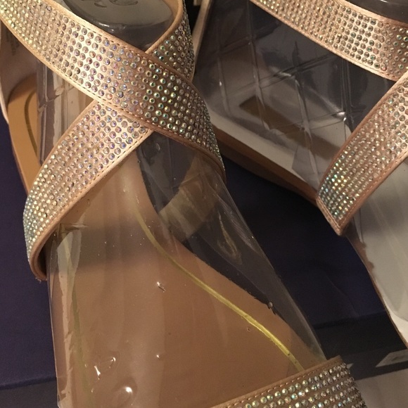 Sandals - Picture 2 of 4