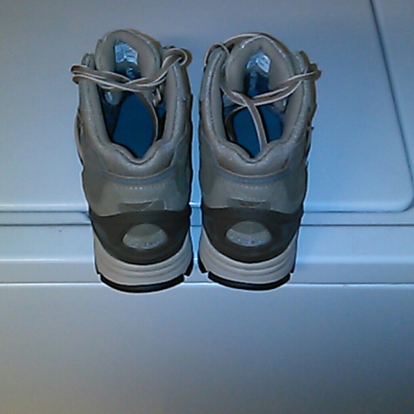 Boot - Picture 3 of 4