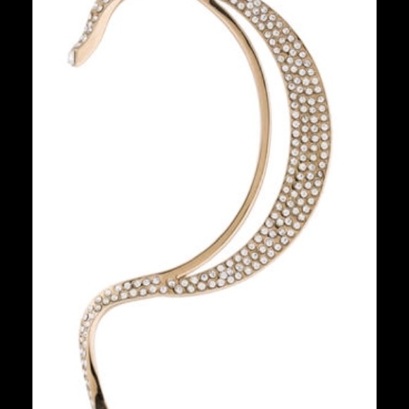 Beautiful Cuff - Picture 1 of 3