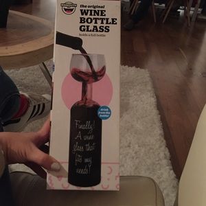 Wine bottle glass