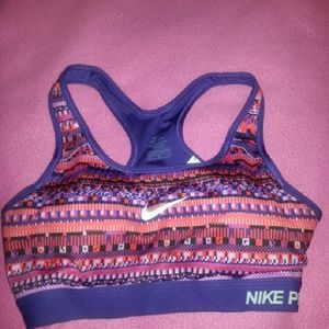 Nike pro sportsbra