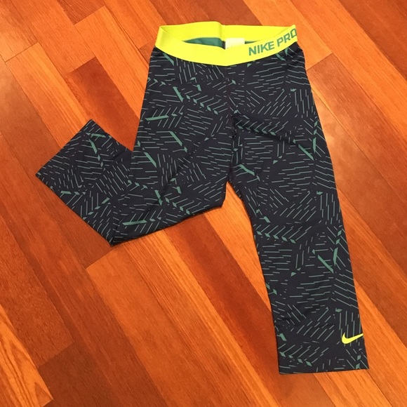 Nike Combat Pro capris