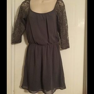 Very cute dress worn once.  size Medium.