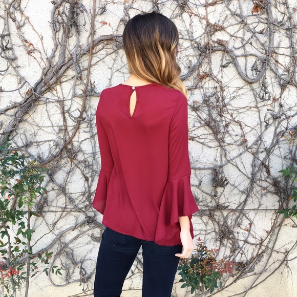 red flutter sleeve blouse - Picture 3 of 4