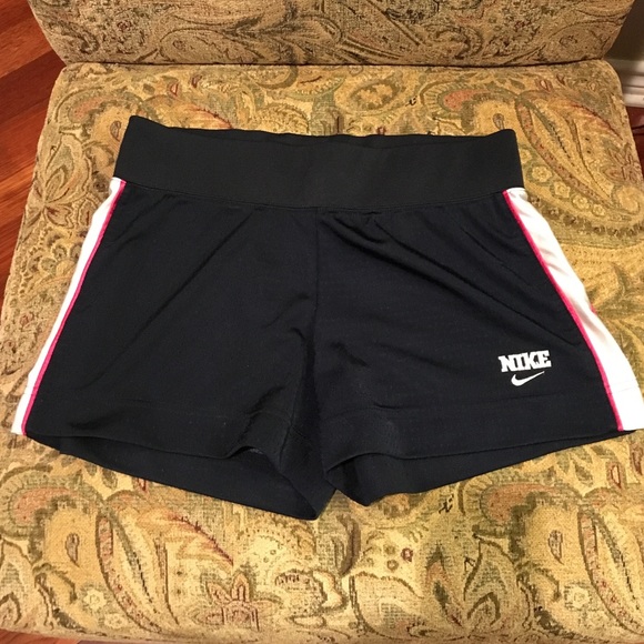 Nike mesh shorts w/wide waistband