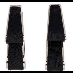 Beautiful black and silver earrings. 2.1 x0.6in